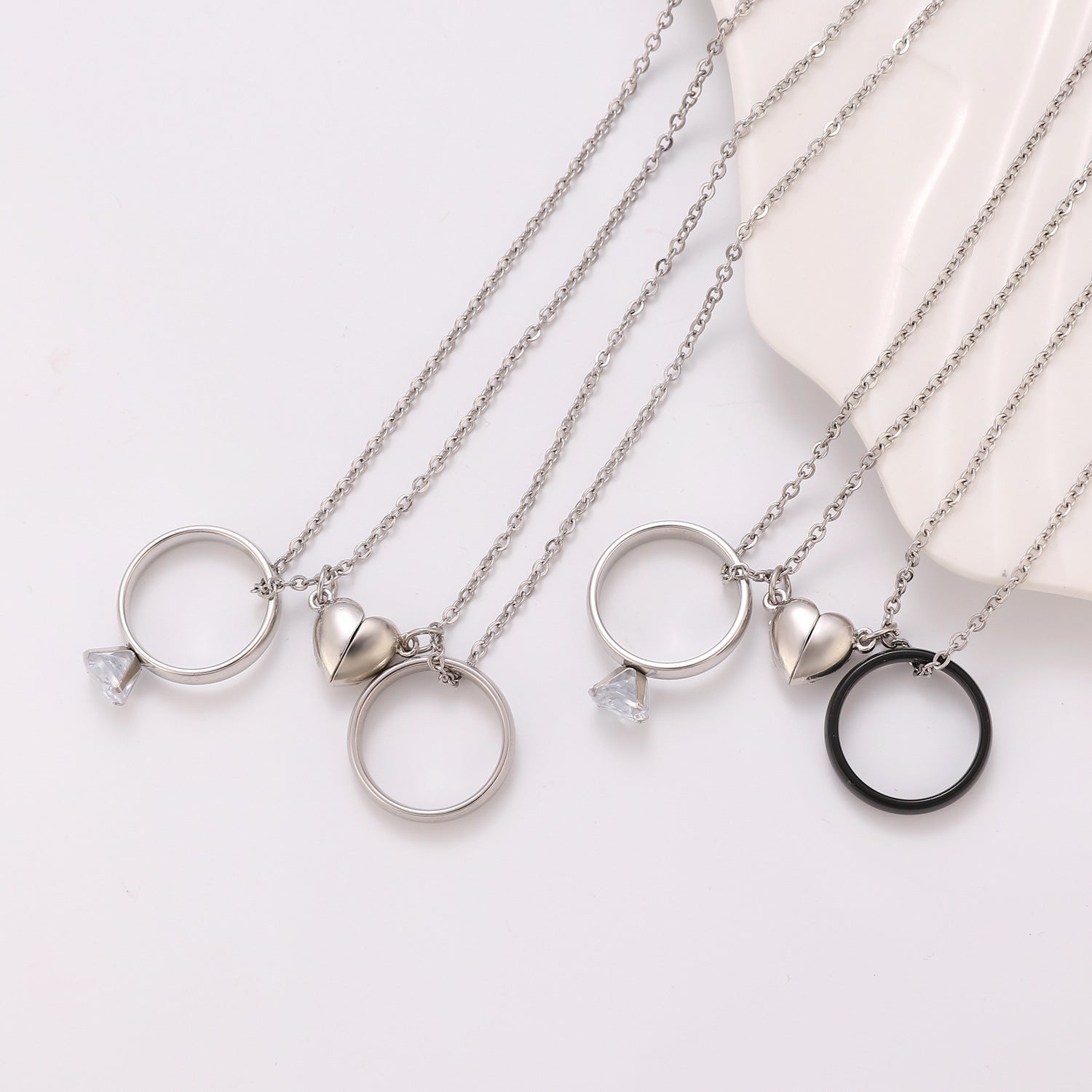 Collares de Pareja con Colgante de Corazón Magnético y Anillo - CHILECLIKK
