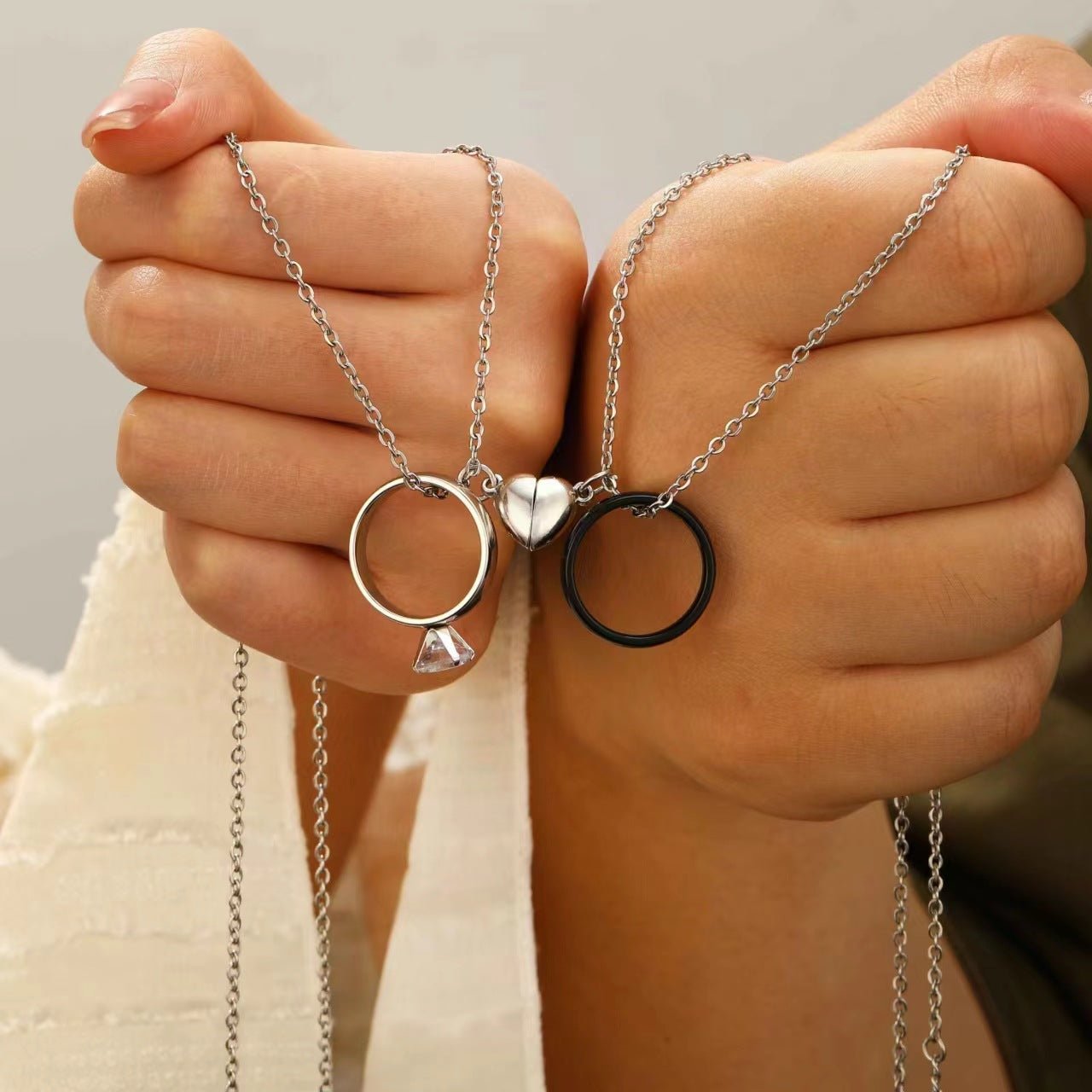 Collares de Pareja con Colgante de Corazón Magnético y Anillo - CHILECLIKK