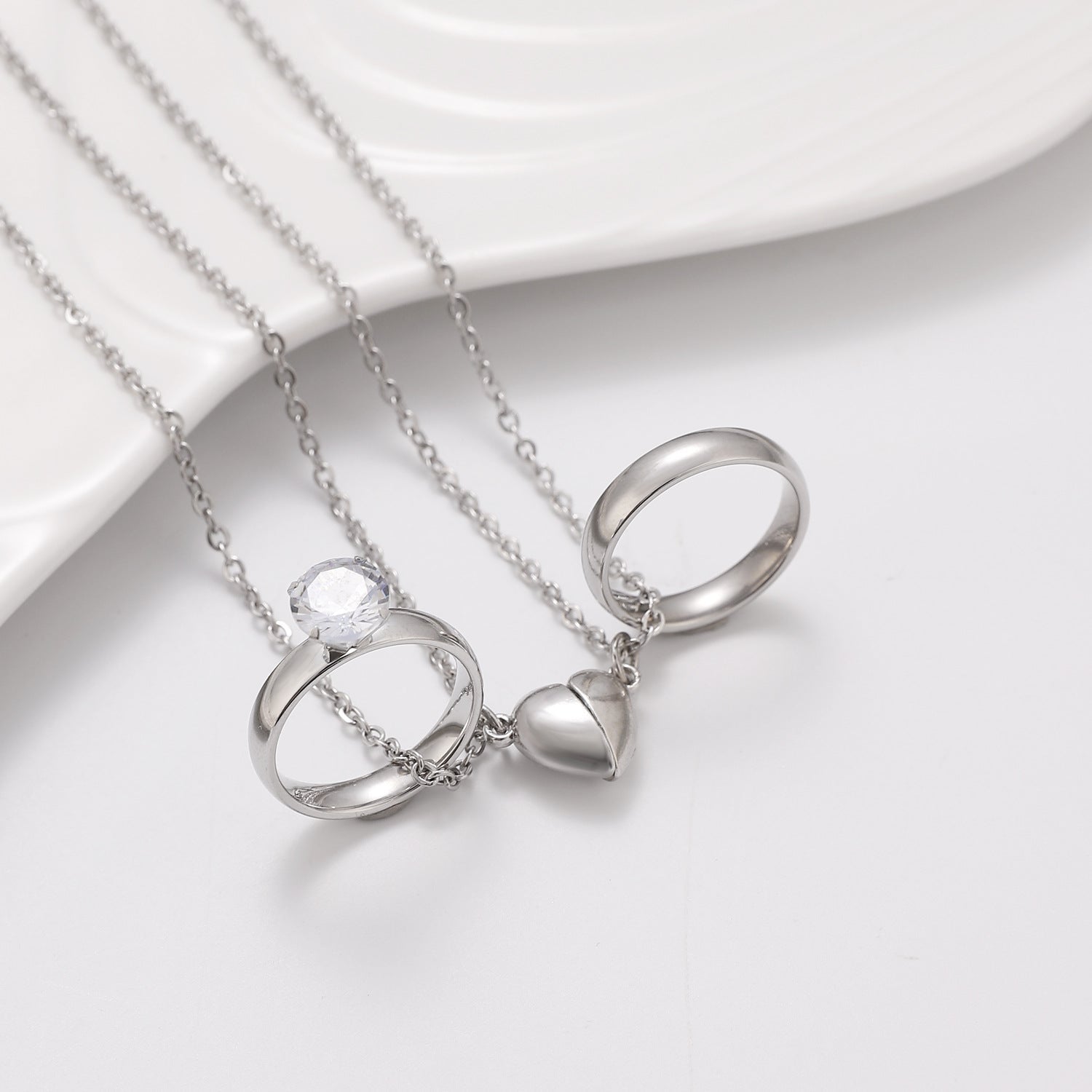 Collares de Pareja con Colgante de Corazón Magnético y Anillo - CHILECLIKK